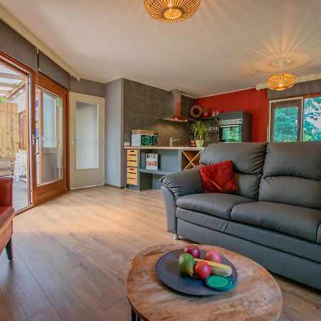 Witte Bungalow Уден Екстер'єр фото