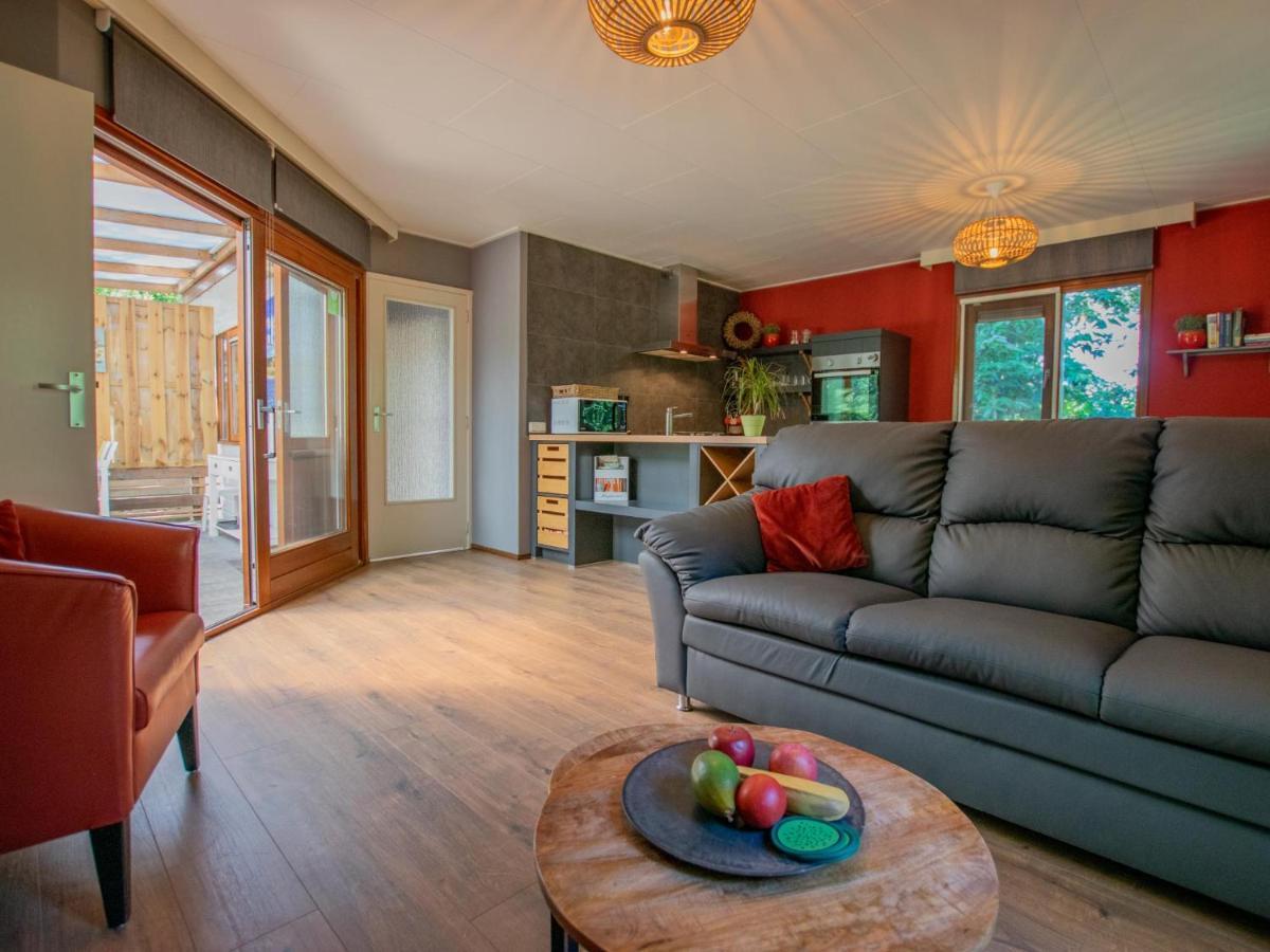 Witte Bungalow Уден Екстер'єр фото